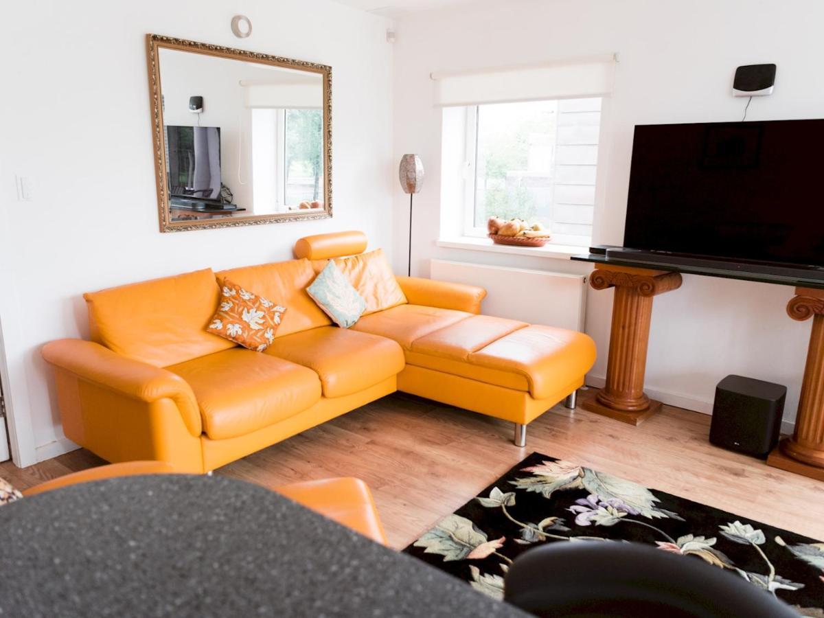 Pass The Keys Stylish 2Bed Rental Unit Glasgow Green Exterior foto